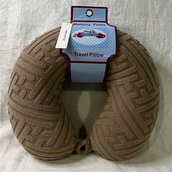 Karraige Mate Tanish Brown Memory Foam Cozy Comfy Travel Pillow New with Tags - Picture 1 of 2